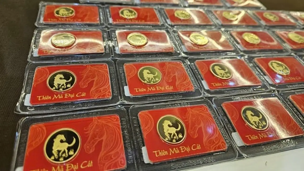 هل تواصل رموز الذهب صعودها القياسي بعد ملامسة مستويات 5500 دولار؟